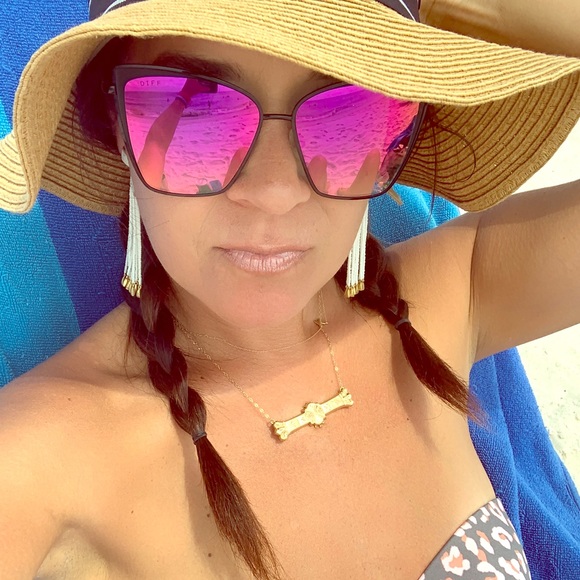 Meet your Posher, Kari - Picture 1 of 1